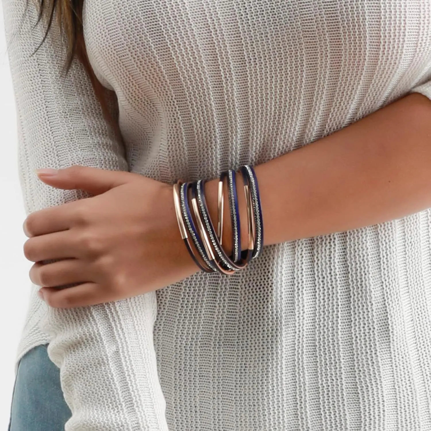 Artilady Leather Wrap Bracelets for Women - Pearl Bracelets Handmade Clasp Bangle Bracelet with Beads Jewelry Gift for Women and Mother