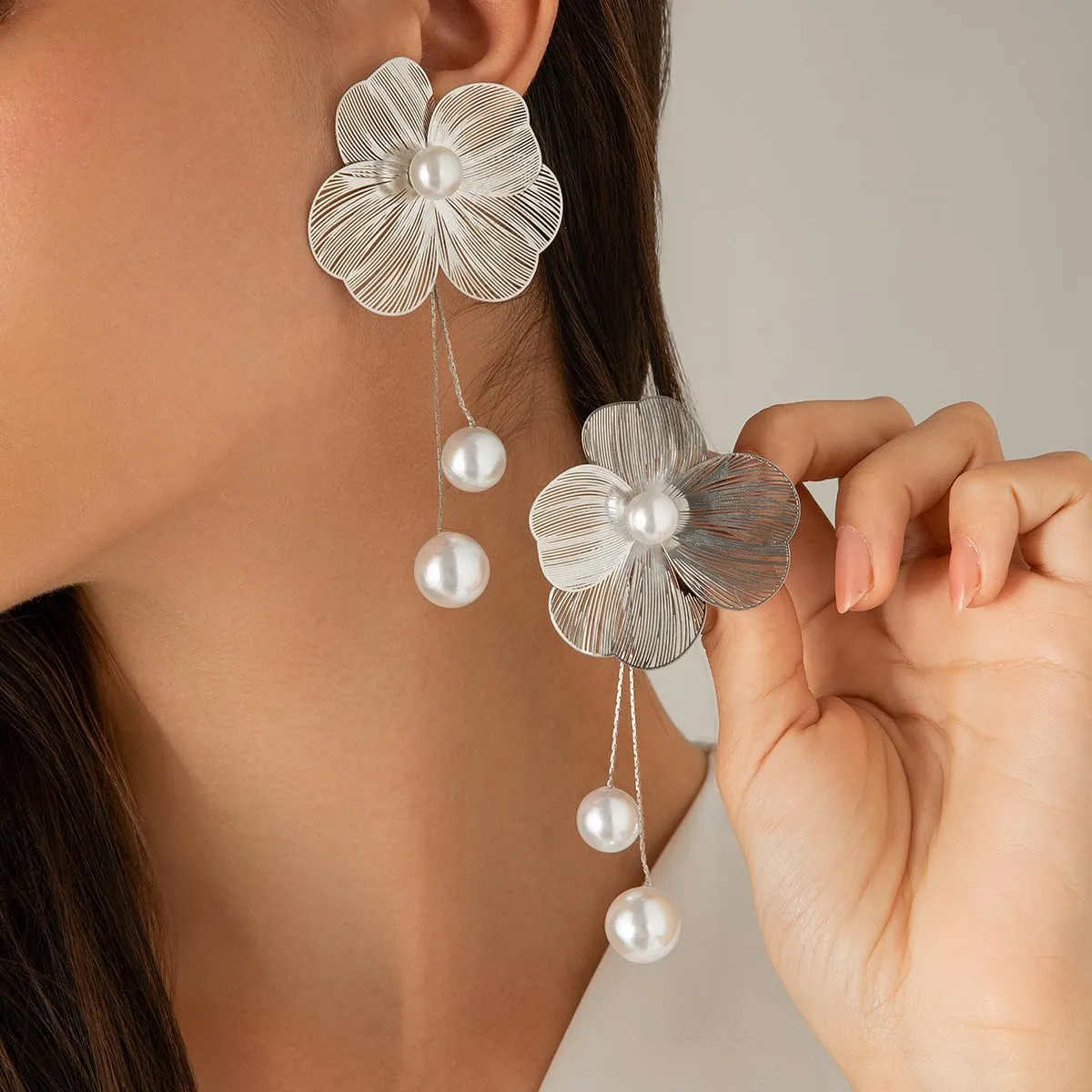 Boho Big Flower Petal Stud Earrings Fashion Plant Floral Pearl Dangle Earrings Hollow Flower Long Tassel Statement Earrings Jewelry for Women